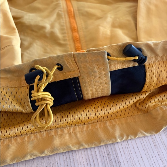 Carhartt Yellow Parka Jacket - Picture 3 of 4